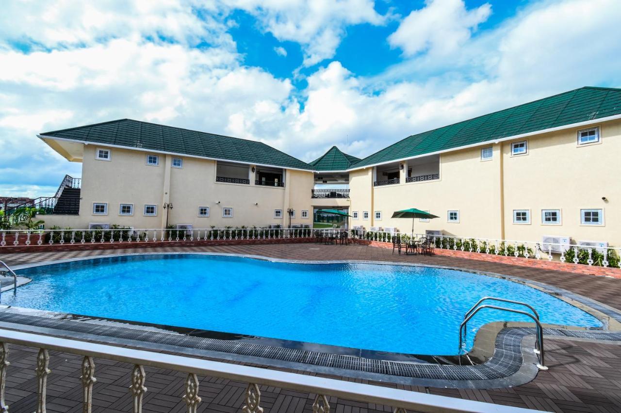 Faith Cricket Club & Resort Bhópál Exteriér fotografie